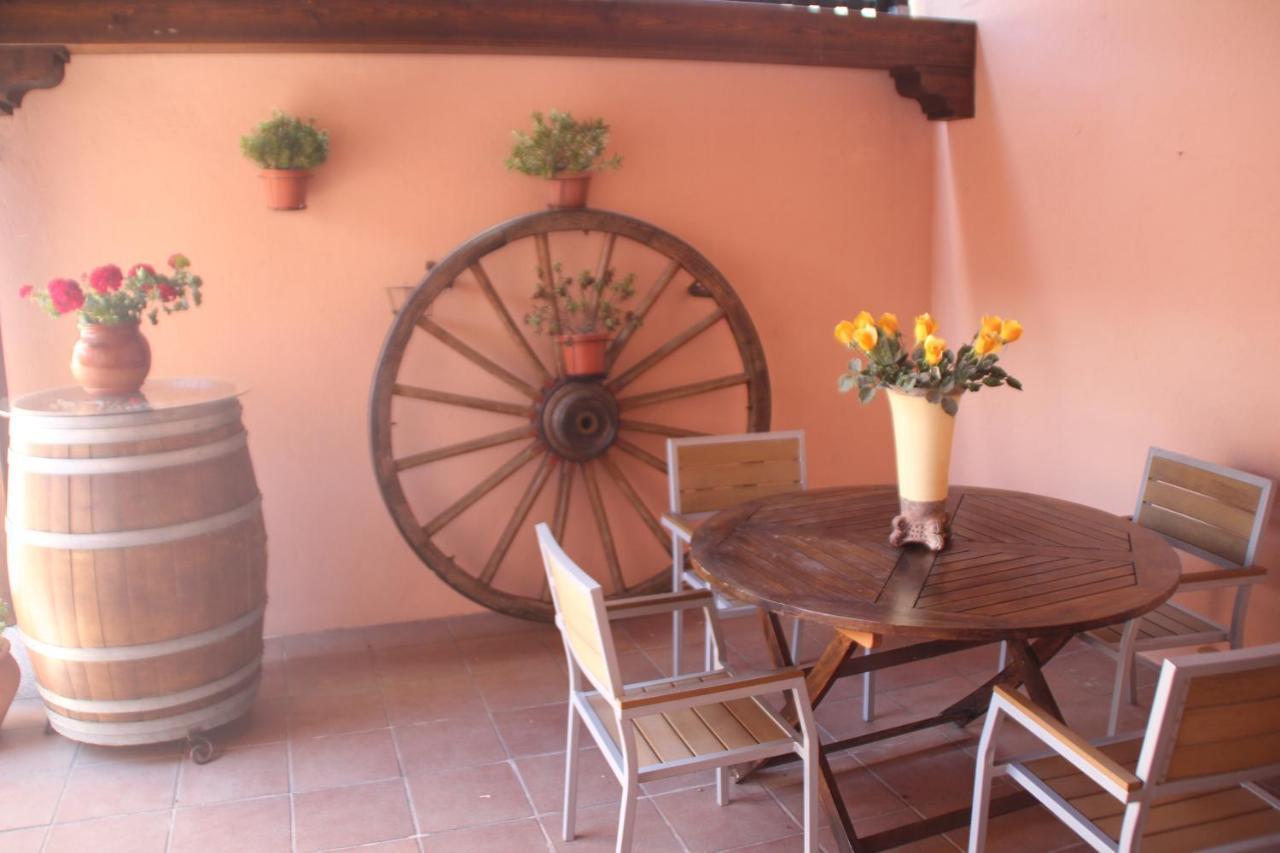 La Casa Madrona Apartman Villacastín Kültér fotó